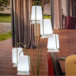Lampadaire extérieur sur pied design, arbre lumineux de jardin LED