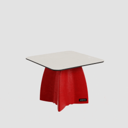 Table basse de jardin carrée design, table basse extérieur coloris crème